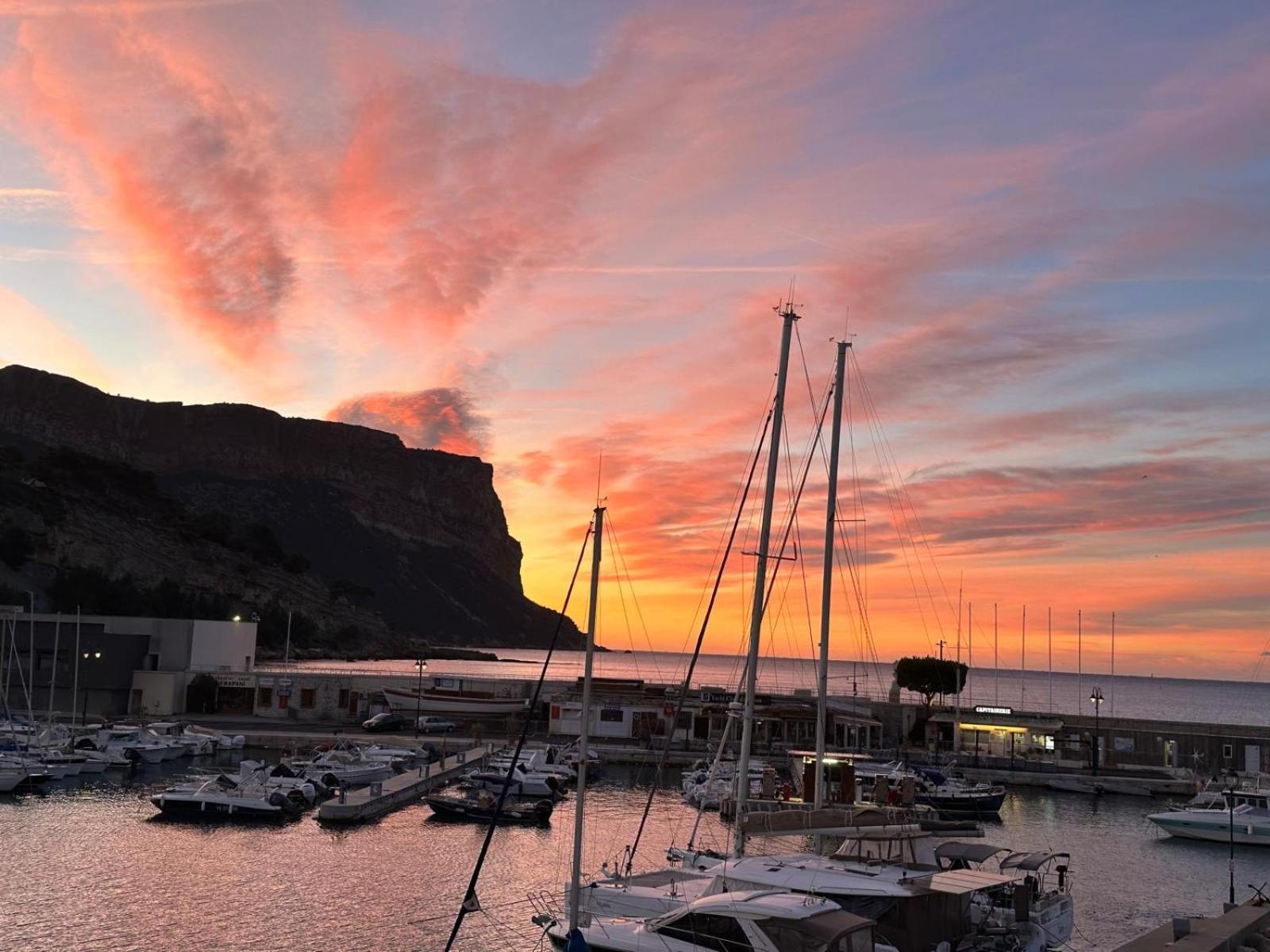 Cassis, Le Grand Bleu, Triplex Vue Mer, Port Plage 10Mn A Pieds Buitenkant foto